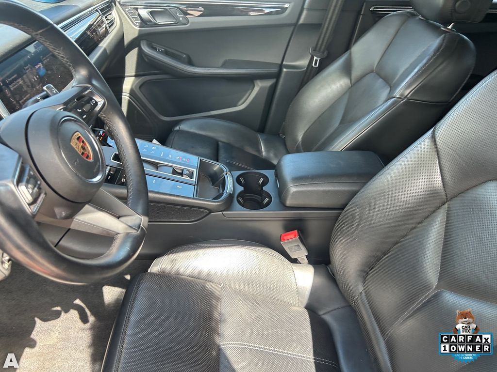 Used 2024 Orange Porsche Base image 19