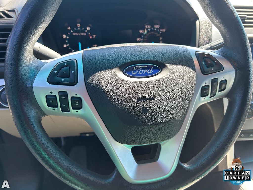 Used 2014 Tuxedo Black Metallic Ford Base image 9