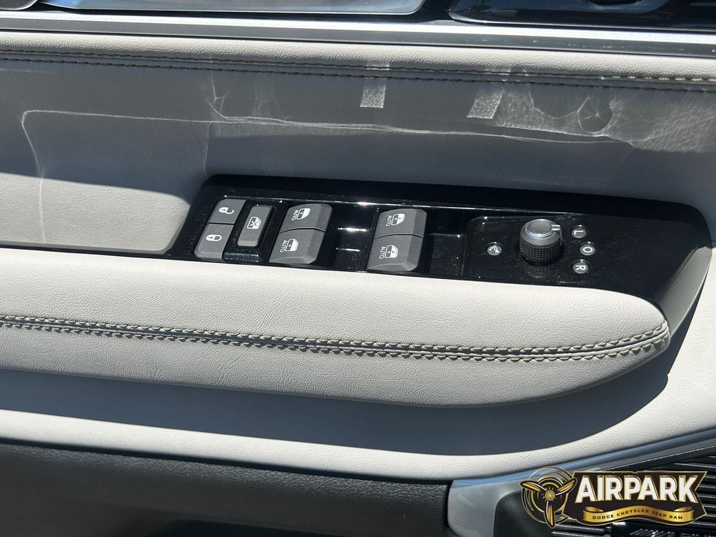 New 2026 Bright White Jeep Limited image 21