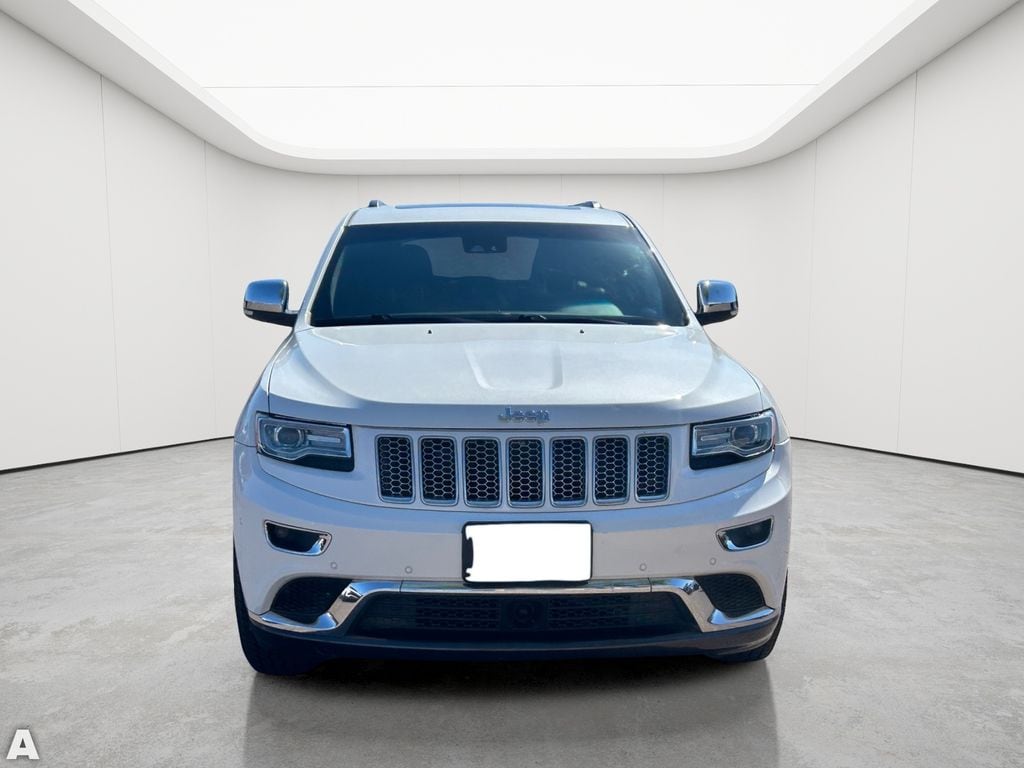Used 2016 Ivory 3-Coat Jeep Summit image 8