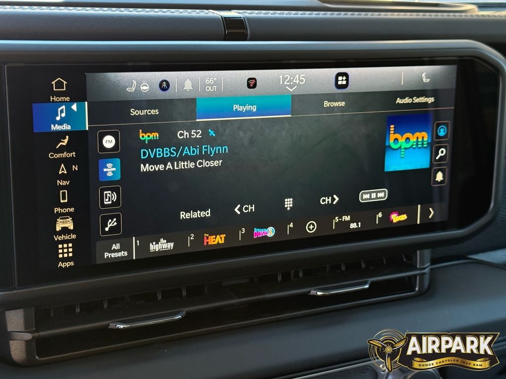 New 2026 Bright White Jeep Rubicon image 19