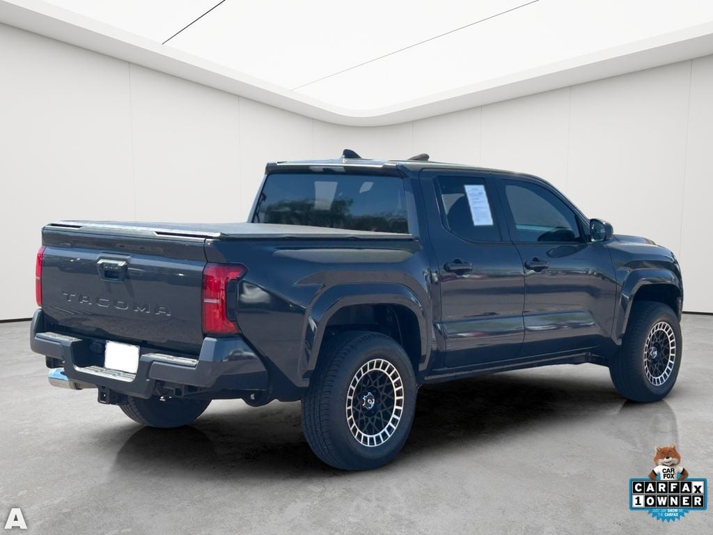 Used 2025 Underground Toyota SR5 image 5