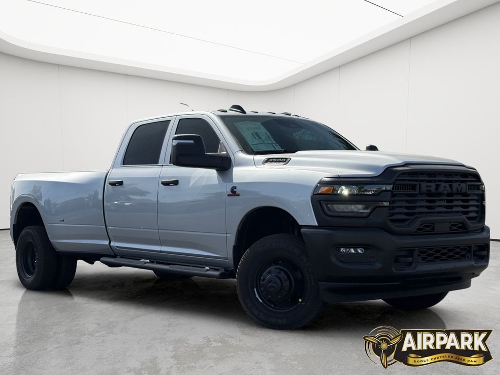 New 2026 Silver Zynith Ram Tradesman image 2