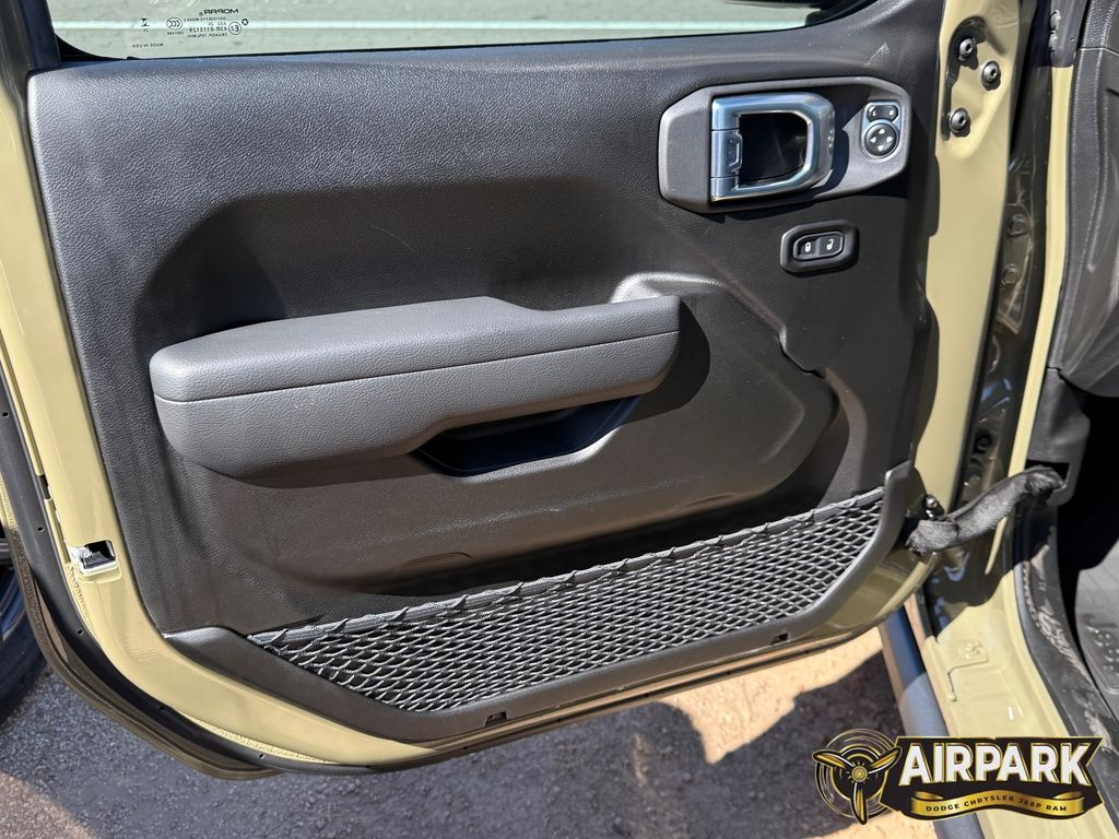 New 2025 41 Jeep Sport image 7