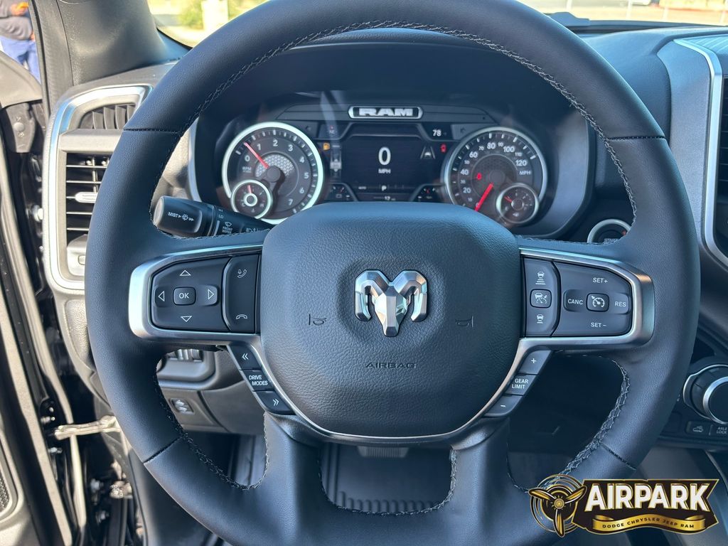 New 2026 Diamond Black Crystal Pearlcoat Ram Big Horn/Lone Star image 12