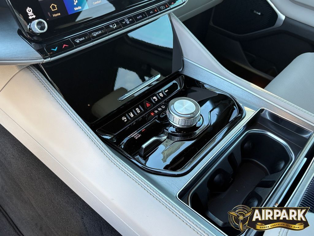 New 2026 Silver Zynith Jeep Limited image 20