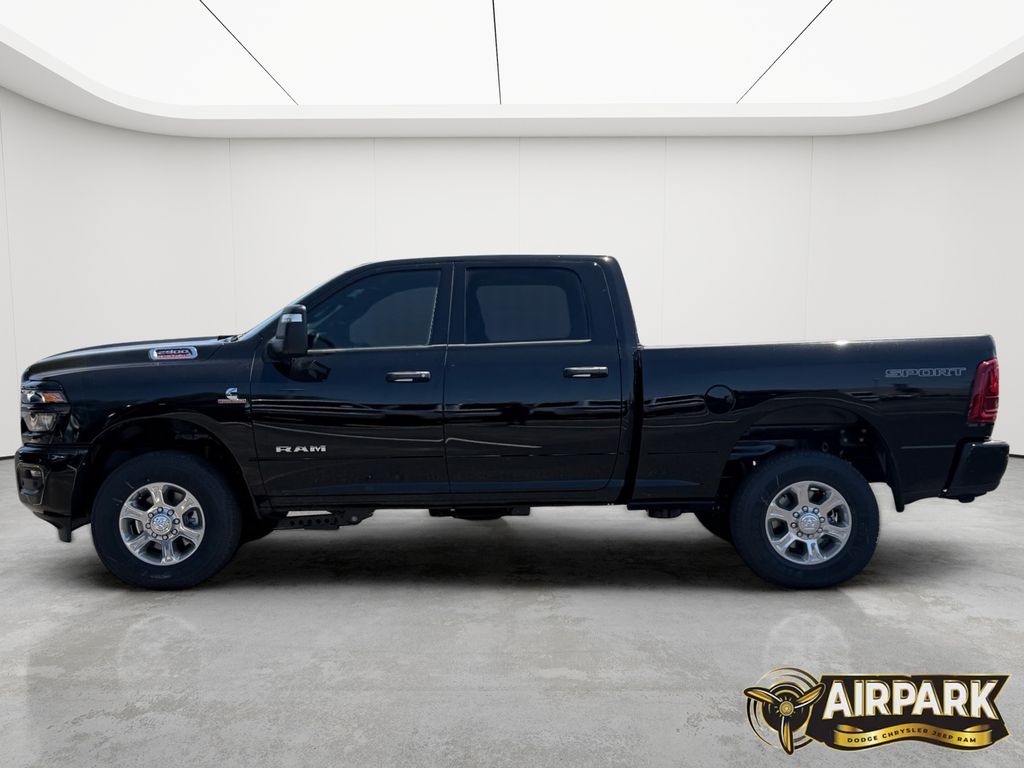 New 2026 Diamond Black Crystal Pearlcoat Ram Big Horn image 7