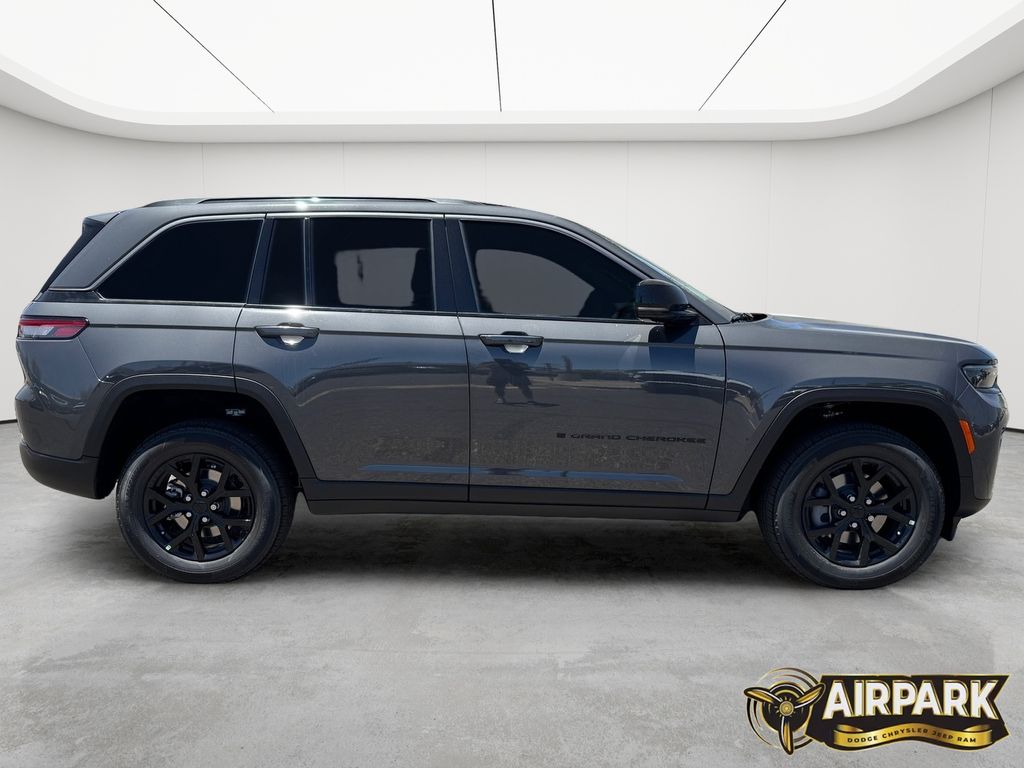 New 2026 Baltic Gray Jeep Laredo image 3