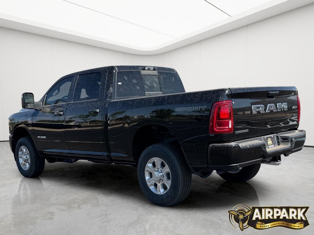 New 2026 Diamond Black Crystal Pearlcoat Ram Big Horn image 7