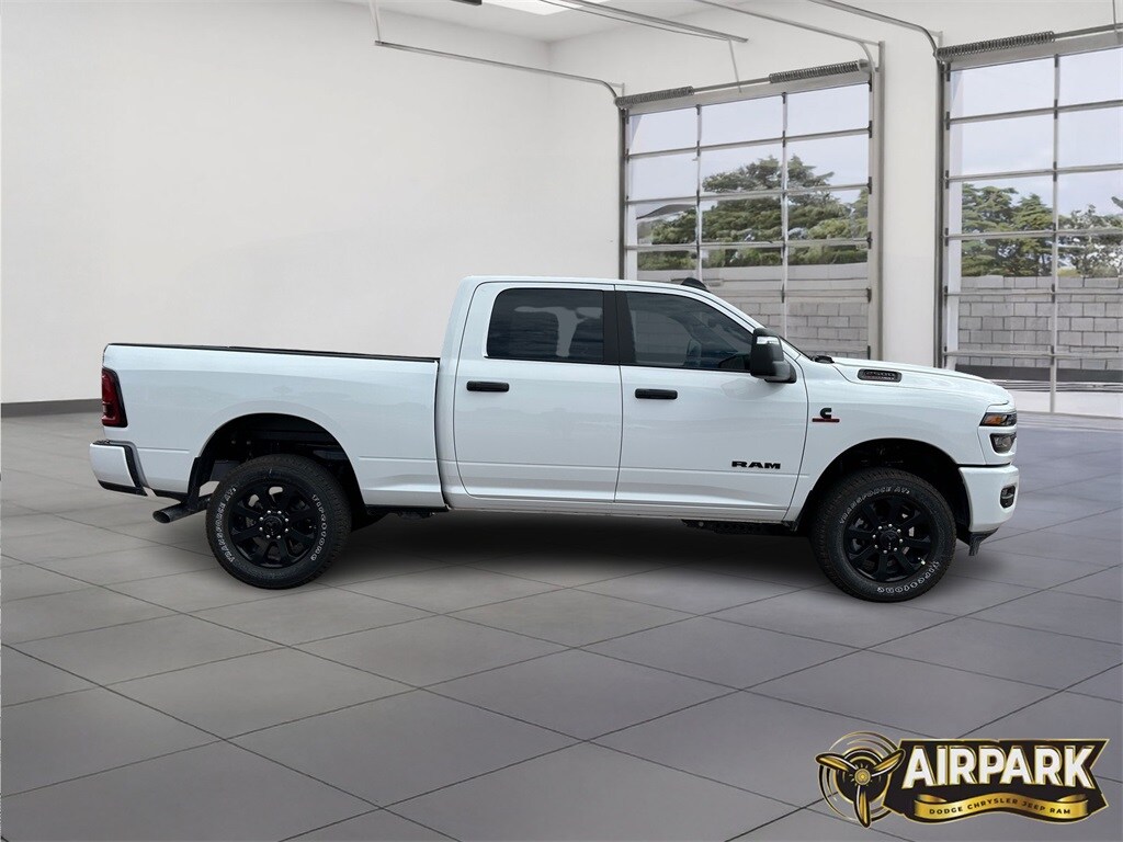 2026 Ram 2500 Big Horn photo 3