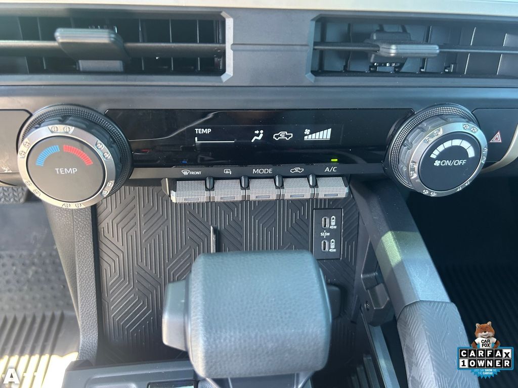 Used 2025 Underground Toyota SR5 image 18