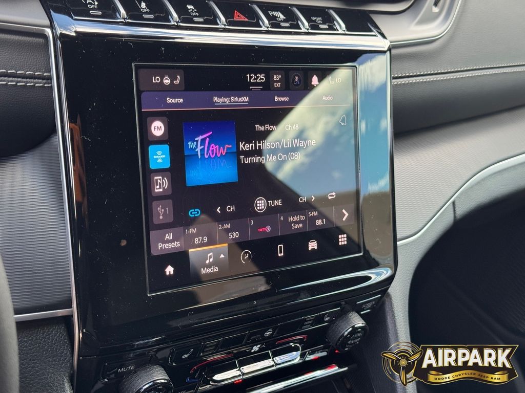 New 2025 Baltic Gray Jeep Laredo image 18