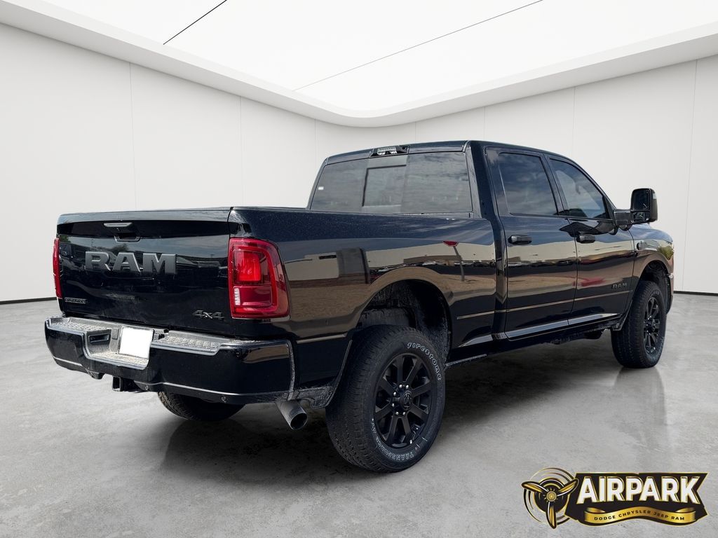 New 2026 Diamond Black Crystal Pearlcoat Ram Big Horn image 4