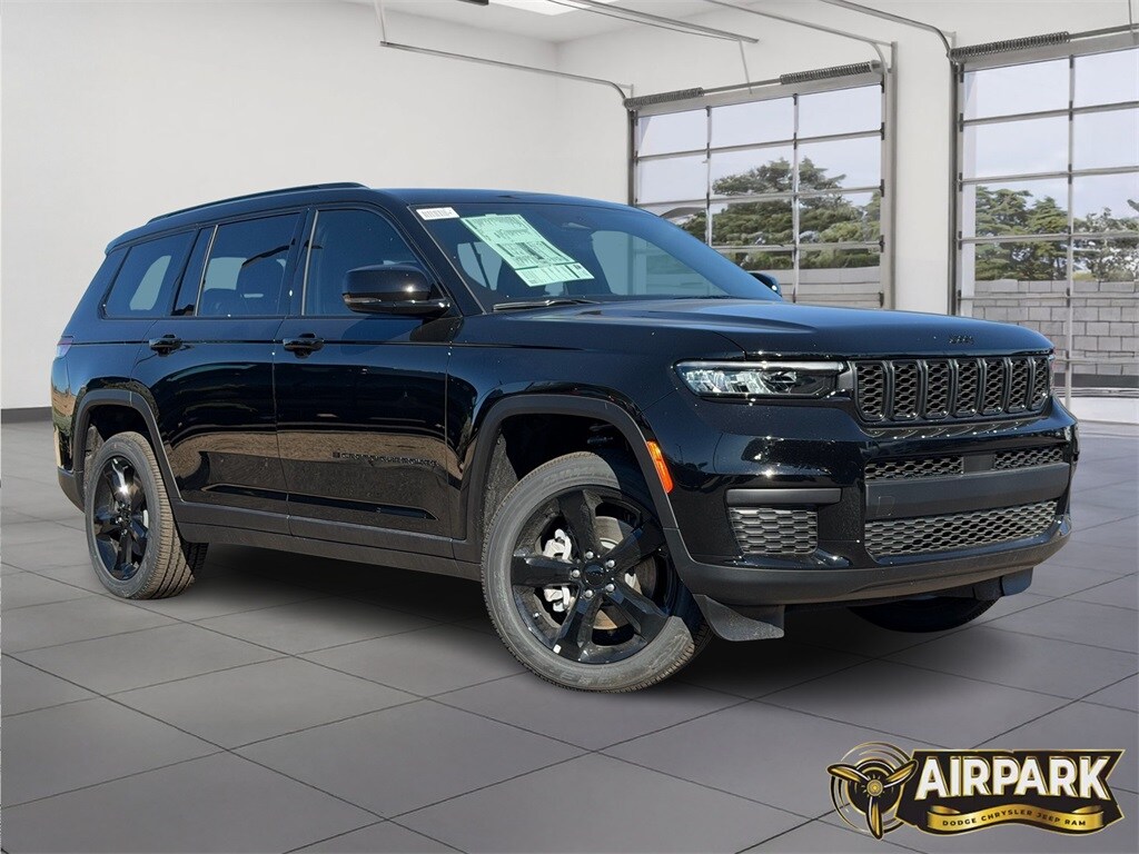 New 2025 Jeep Grand Cherokee L Laredo Sport Utility