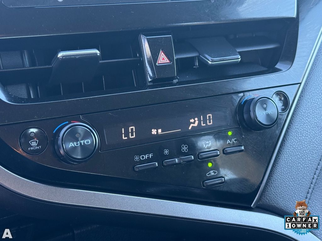 Used 2023 White Toyota LE image 22