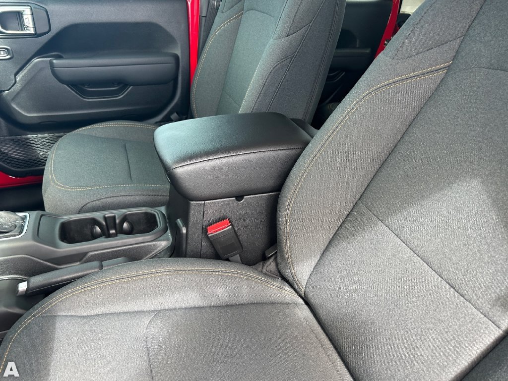 Used 2026 Firecracker Red Clearcoat Jeep Sport S image 15