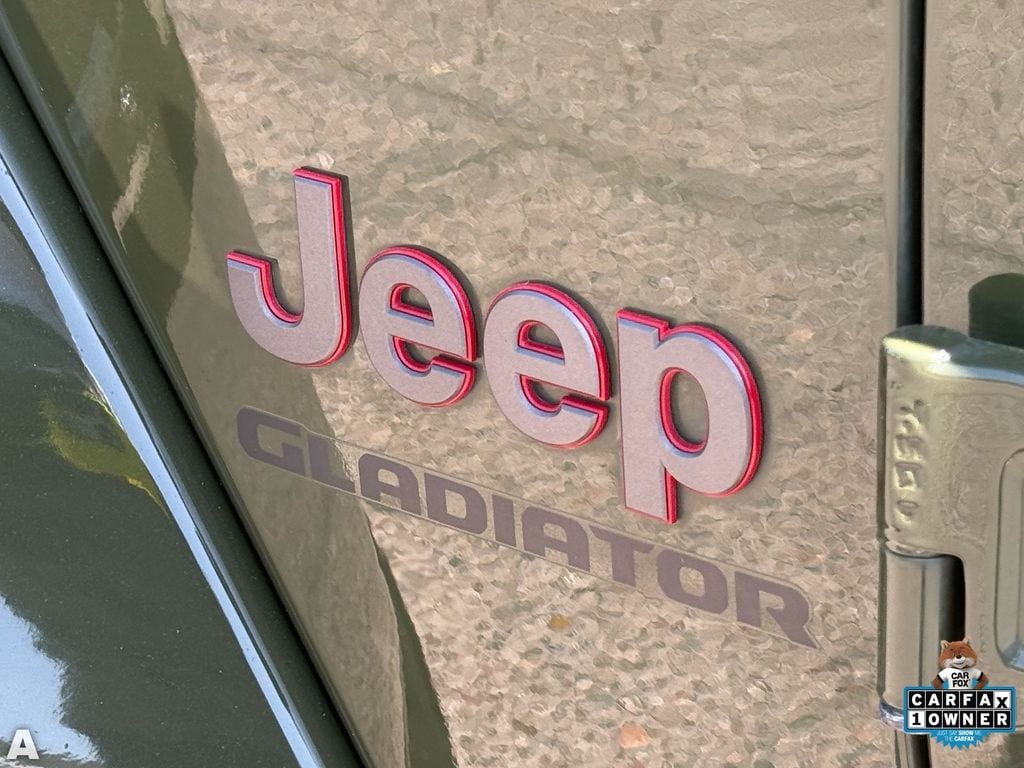 Used 2022 Sarge Green Clearcoat Jeep Rubicon image 31