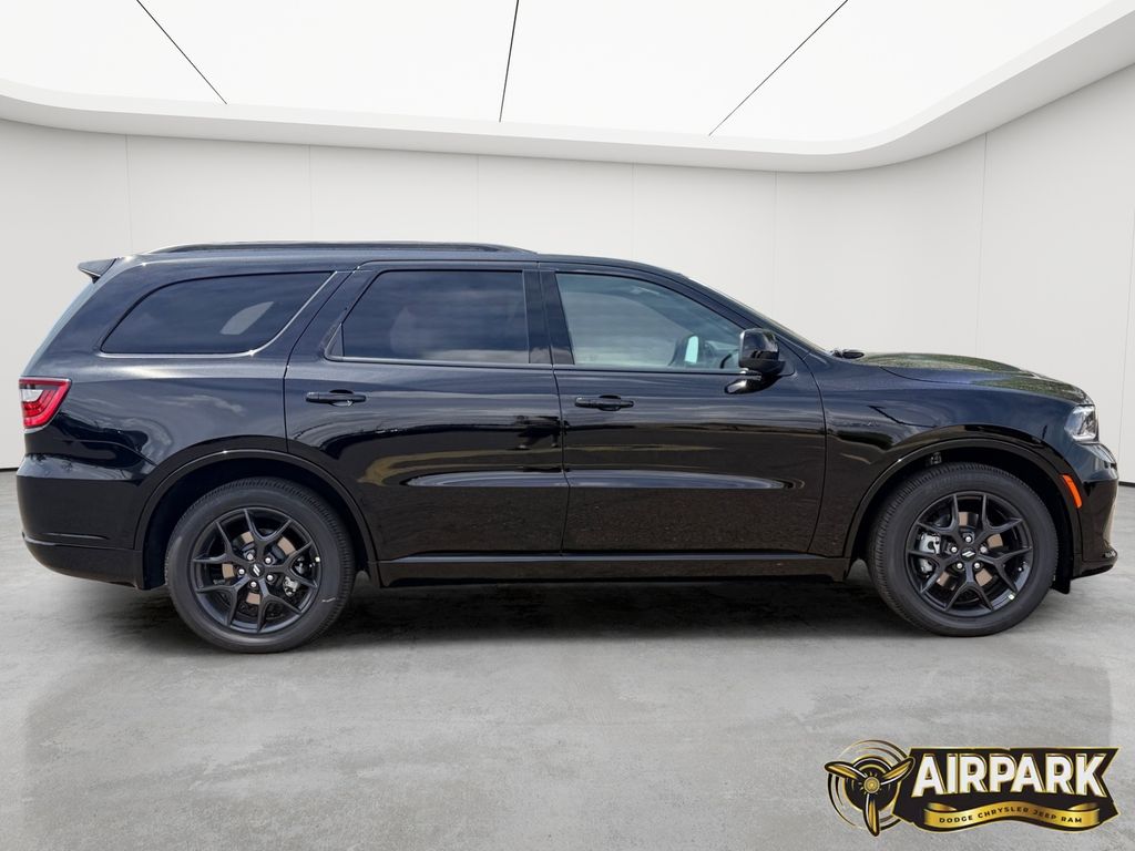 New 2026 DB Black Dodge GT HEMI V8 image 3