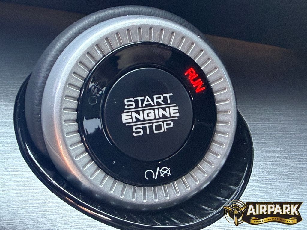 New 2026 High Gloss Black Jeep Base image 29