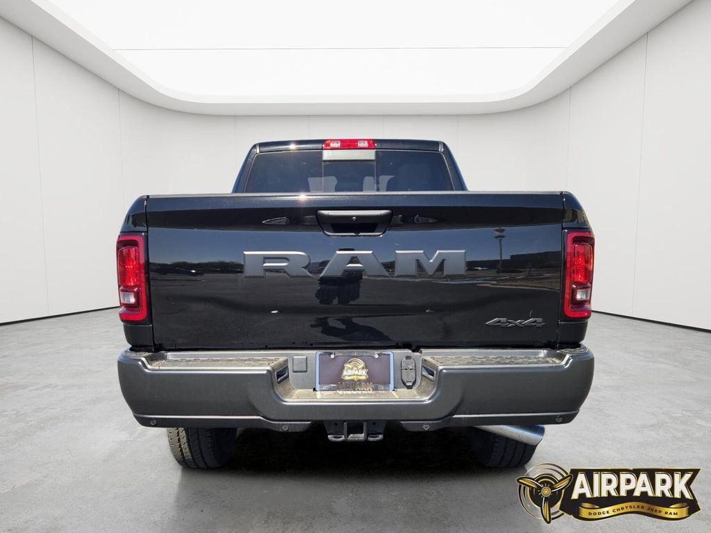 New 2025 Diamond Black Crystal Pearlcoat Ram Tradesman image 6