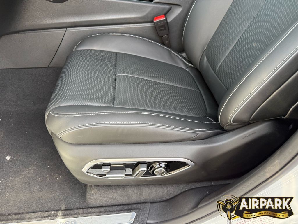 New 2025 Bright White Jeep Overland image 13