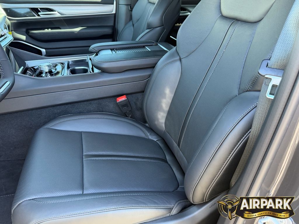 New 2026 Baltic Gray Jeep Limited image 20