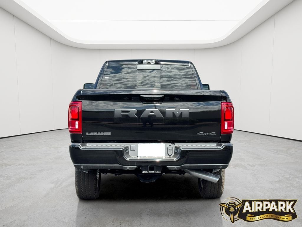 New 2026 Diamond Black Crystal Pearlcoat Ram Laramie image 5