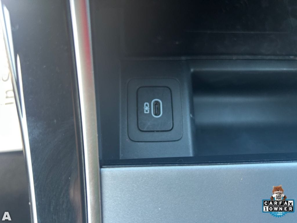 Used 2025 Eiger Gray Metallic Land Rover S image 23