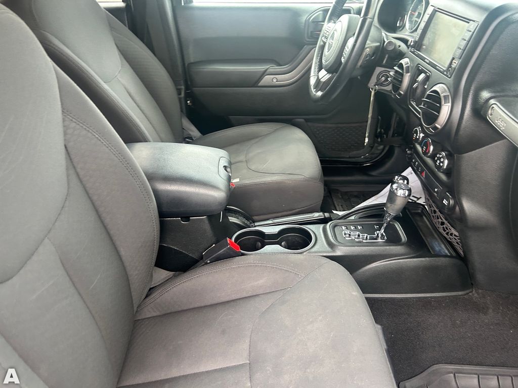 Used 2018 Black Clearcoat Jeep Unlimited Sport image 12