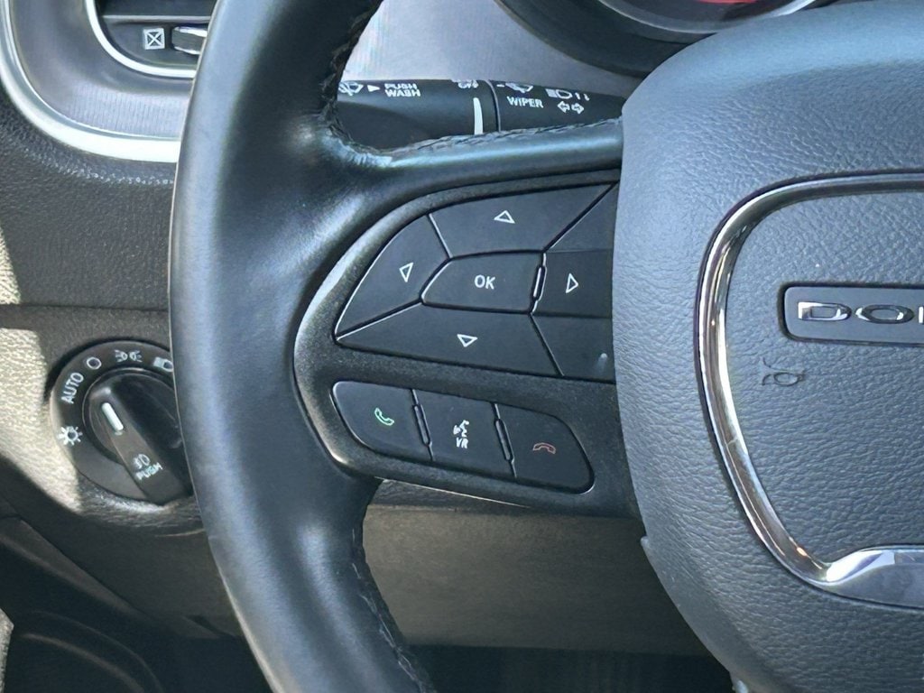 Used 2022 Triple Nickel Clearcoat Dodge SXT image 21