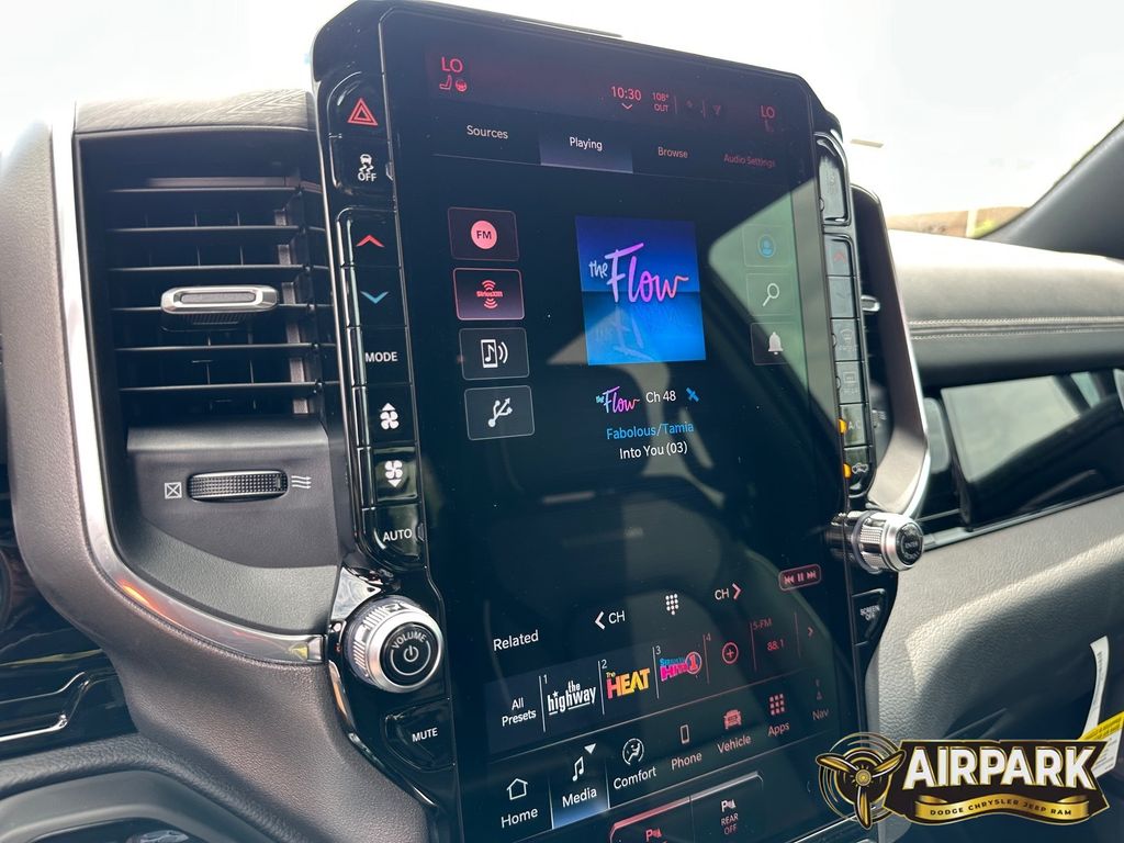 New 2026 Diamond Black Crystal Pearlcoat Ram Laramie image 19