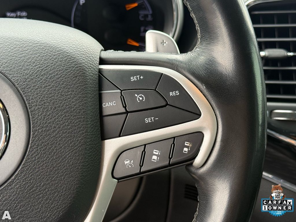 Used 2020 Diamond Black Crystal Pearlcoat Jeep Summit image 17