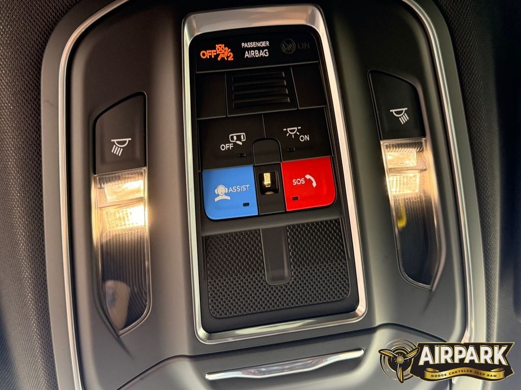 New 2026 Diamond Black Crystal Pearlcoat Dodge R/T image 28