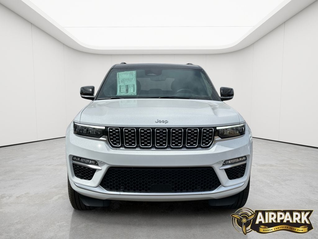 New 2025 Bright White Jeep Summit image 5