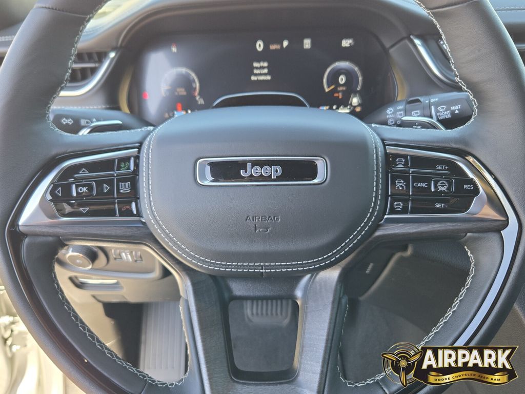 New 2025 Silver Zynith Jeep Overland image 25