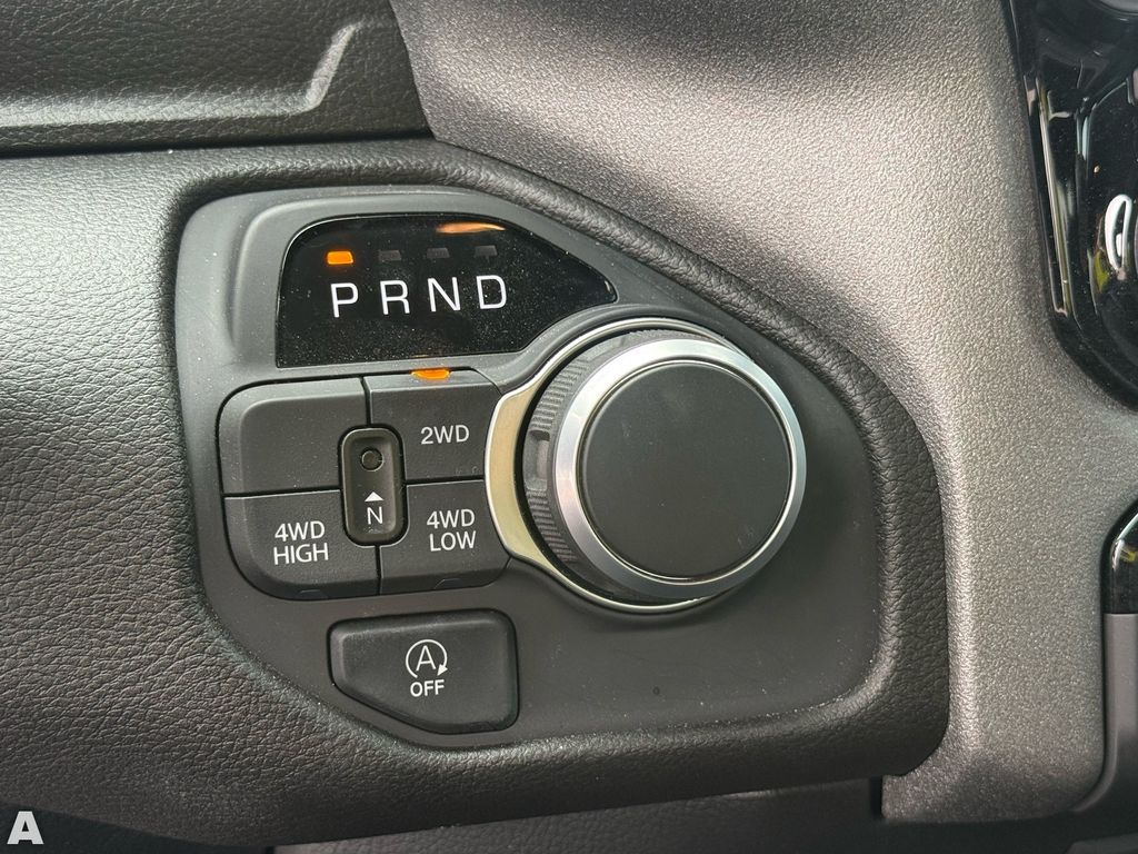 Used 2025 Diamond Black Crystal Pearlcoat Ram Tradesman image 24