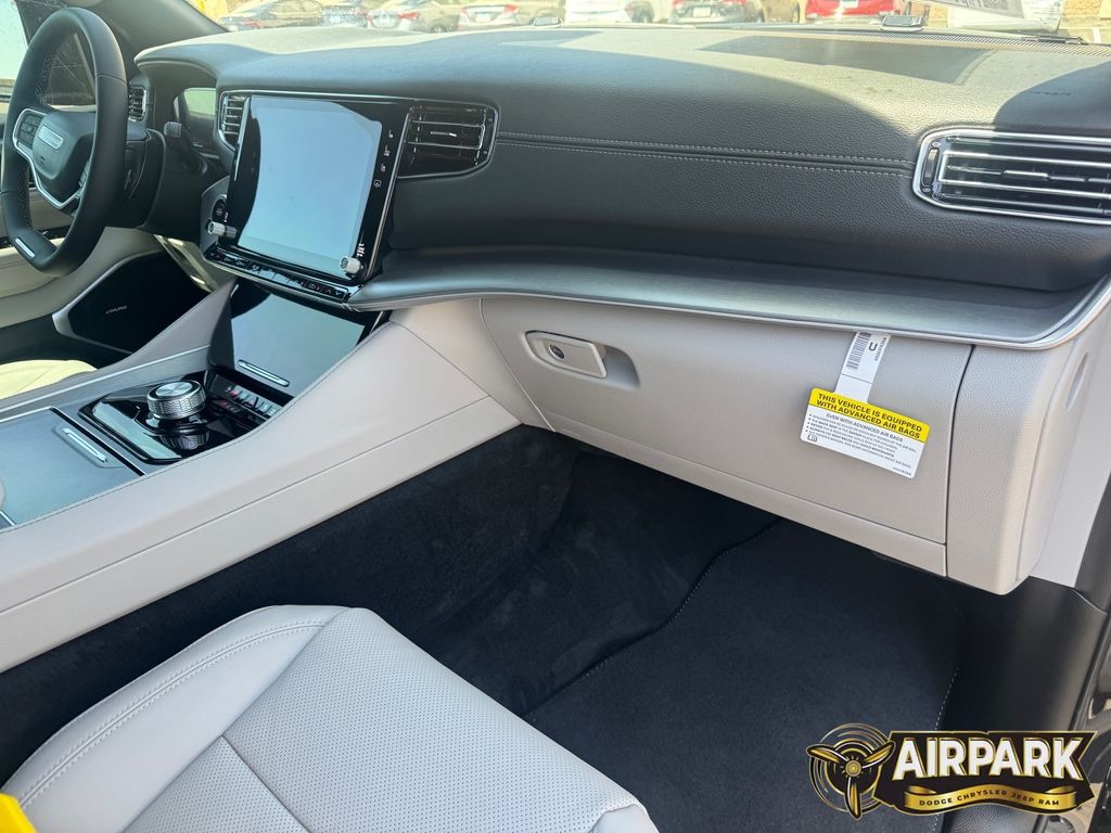 New 2026 High Gloss Black Jeep Base image 10
