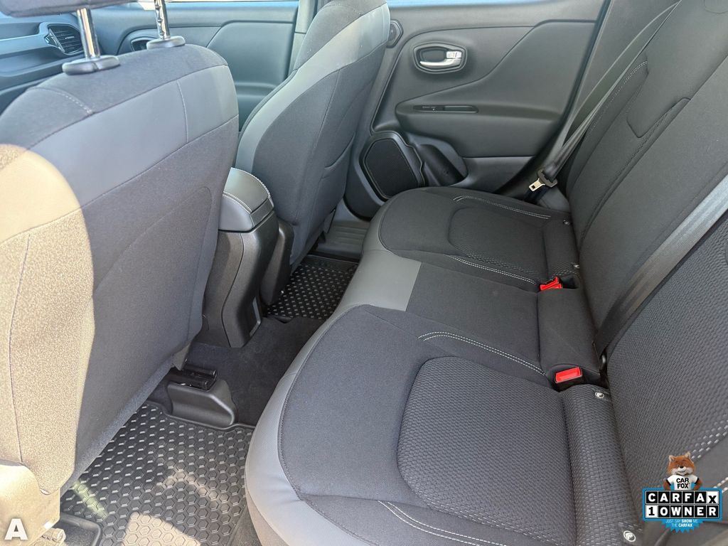 Certified Used 2023 Slate Blue Pearlcoat Jeep Altitude image 25