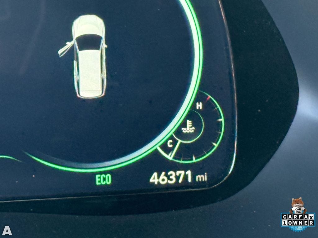 Used 2022 Abyss Black Pearl Hyundai Limited image 19