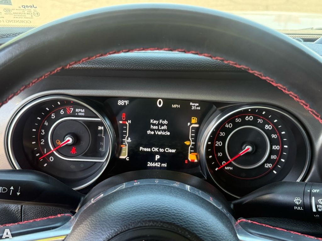 Used 2022 Silver Zynith Clearcoat Jeep Rubicon image 18