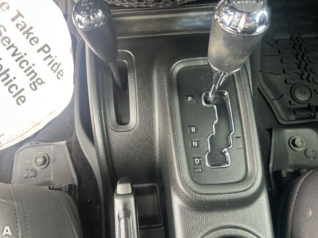 Used 2018 Black Clearcoat Jeep Unlimited Sport image 24