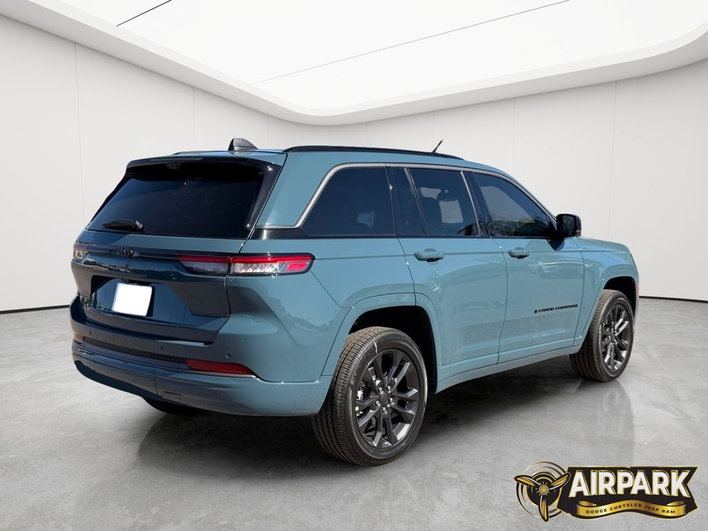 New 2026 Steel Blue Jeep Limited image 4