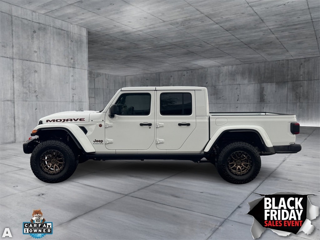 Used 2024 Jeep Gladiator Mojave Truck