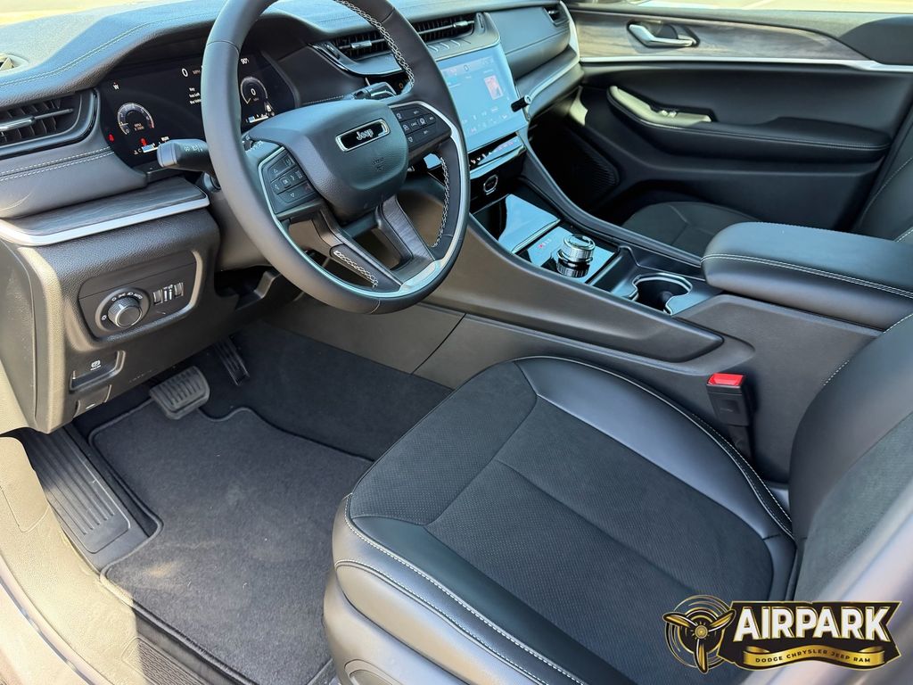 New 2026 Baltic Gray Jeep Laredo image 16