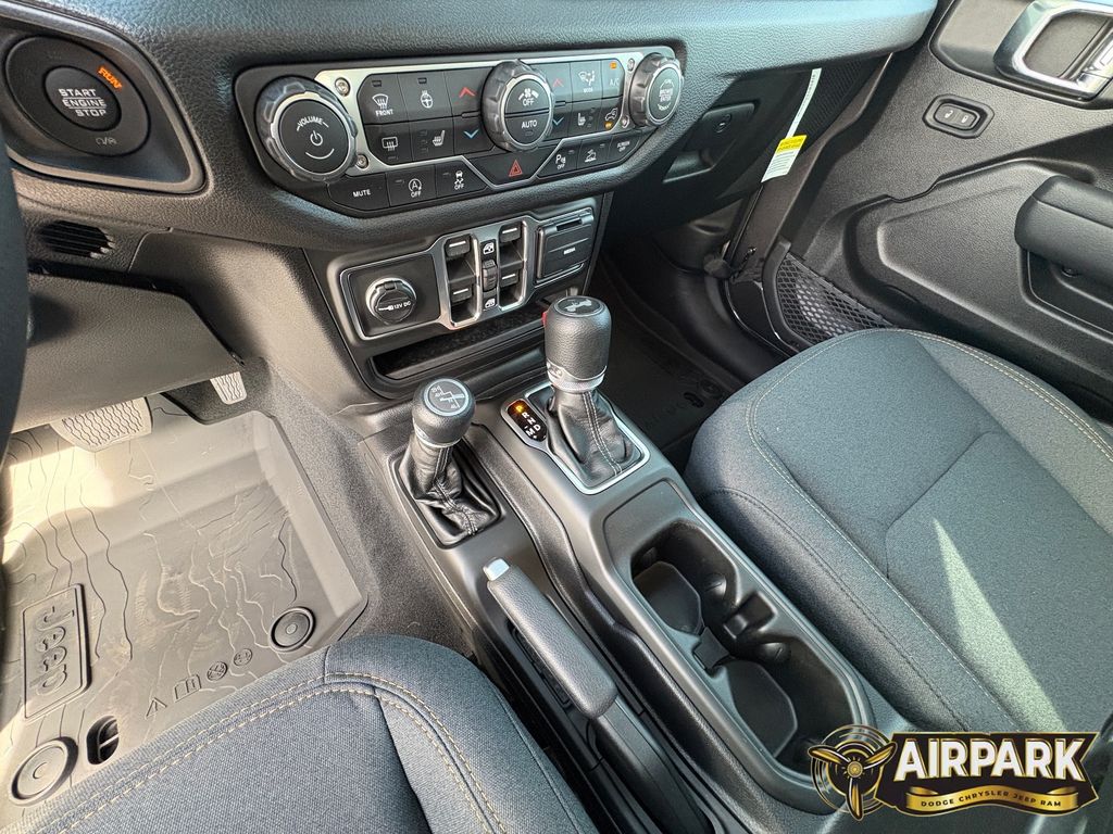 New 2026 Granite Crystal Jeep Sport image 18