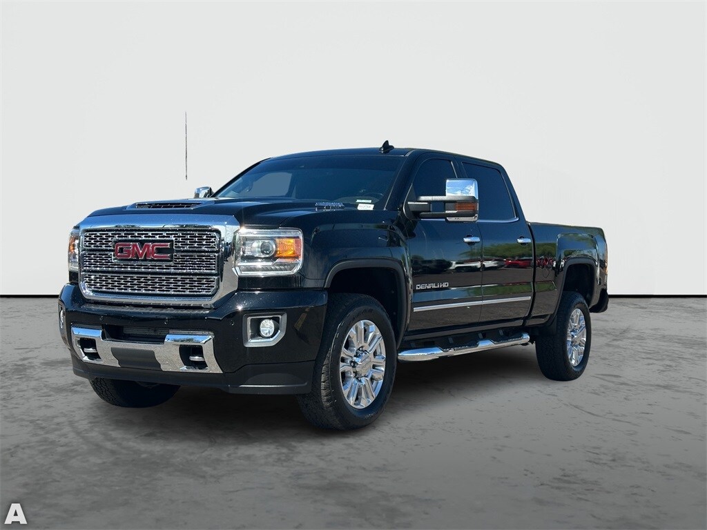 Used 2019 GMC Sierra 2500 Denali HD Denali with VIN 1GT12SEY7KF151975 for sale in Scottsdale, AZ