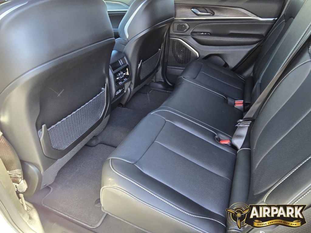 New 2025 Silver Zynith Jeep Overland image 16