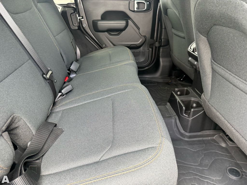 Used 2025 Granite Crystal Metallic Clearcoat Jeep Willys image 28