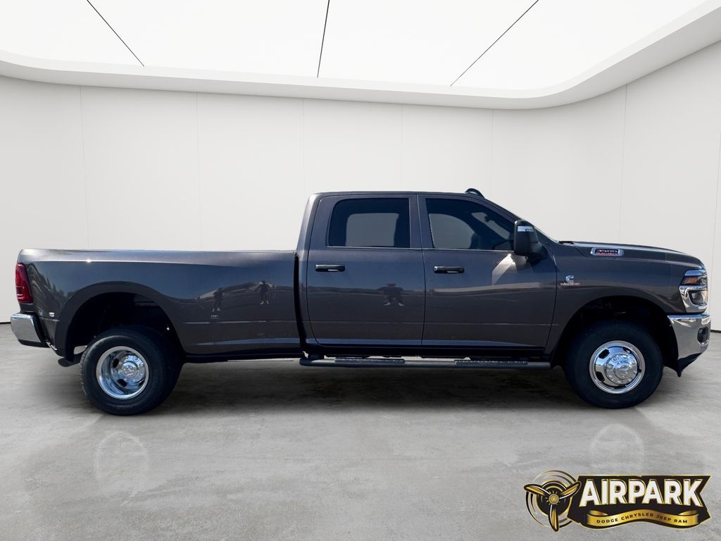 New 2026 Granite Crystal Ram Tradesman image 3