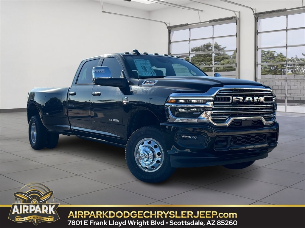 2026 RAM Ram 3500 Pickup Laramie's photo